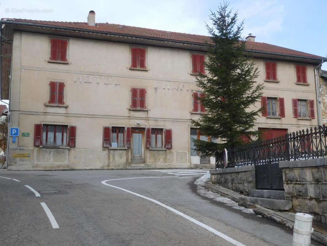 Photo 5
