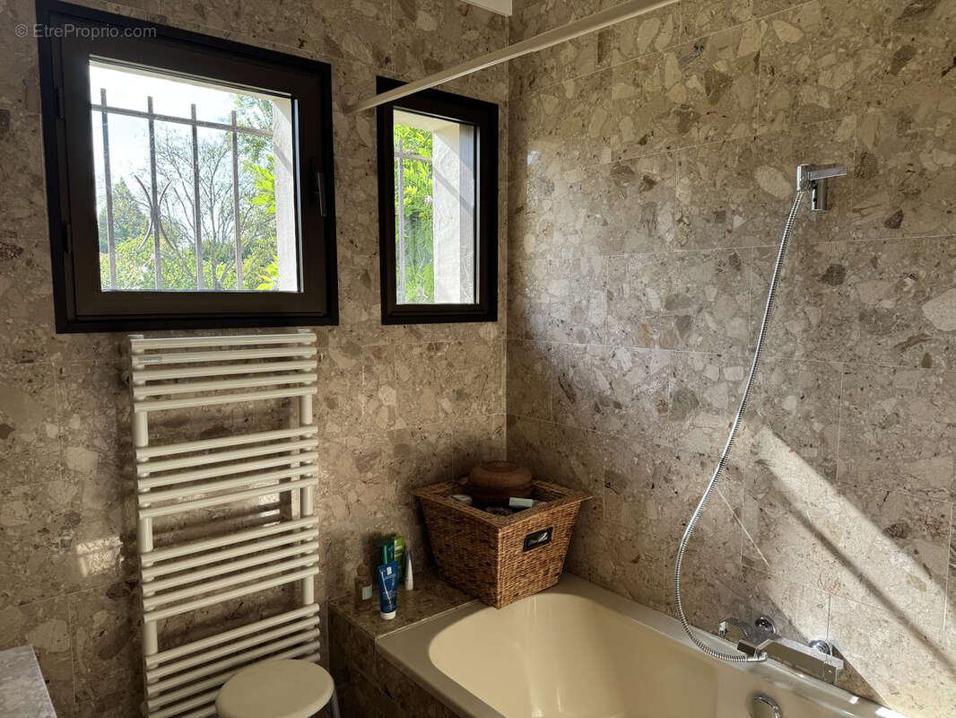 Maison à CASTELJALOUX