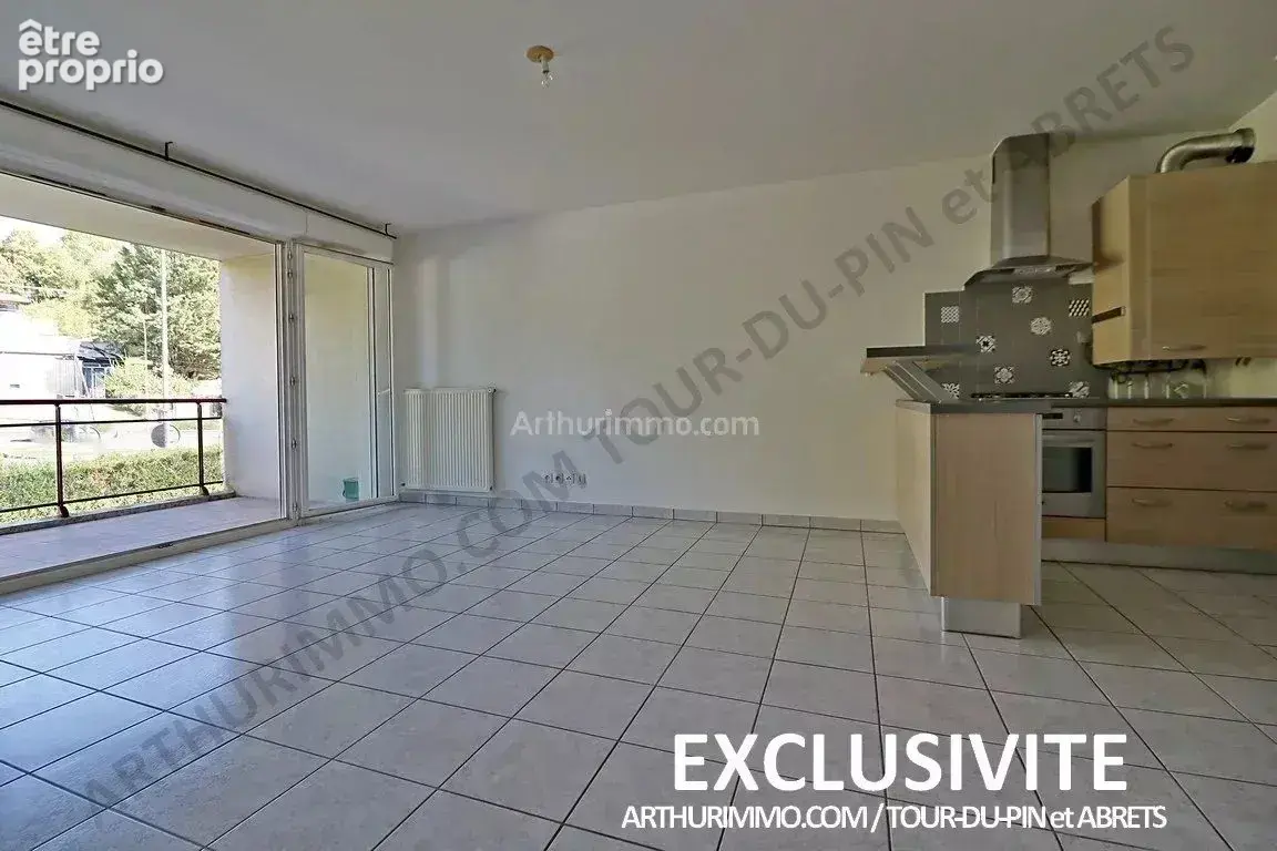 Photo Appartement à La Tour-Du-Pin au prix de 169 000€