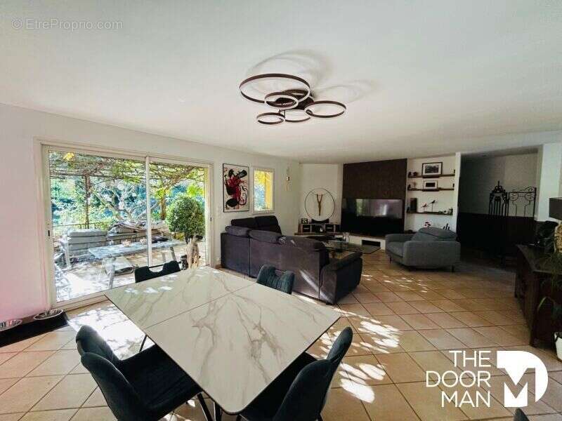 Villa 83890 - photo 2