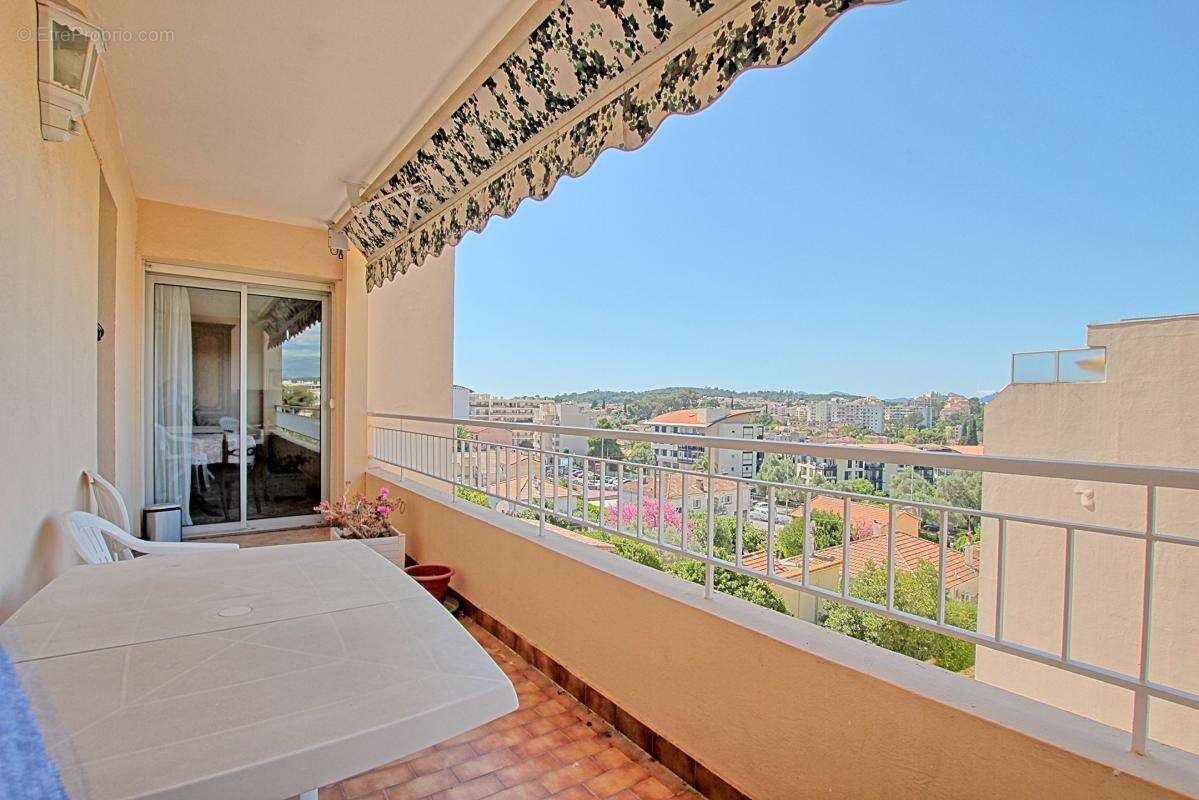 Appartement à LE CANNET