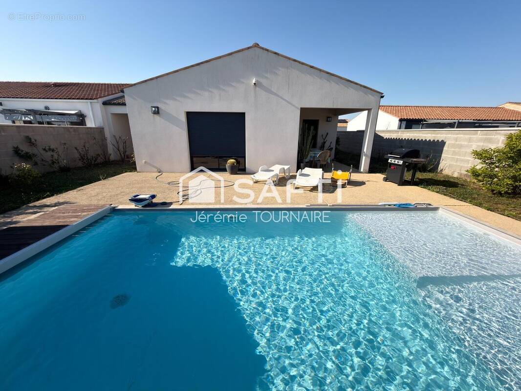 Photo 1 - Maison à SAINT-JEAN-DE-LIVERSAY