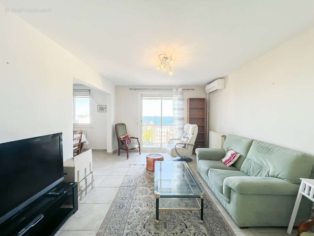 Appartement à PORT-DE-BOUC