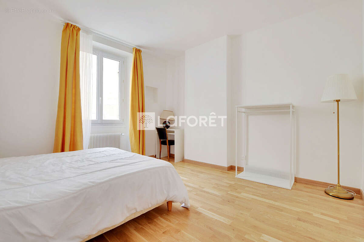 Appartement à PARIS-12E