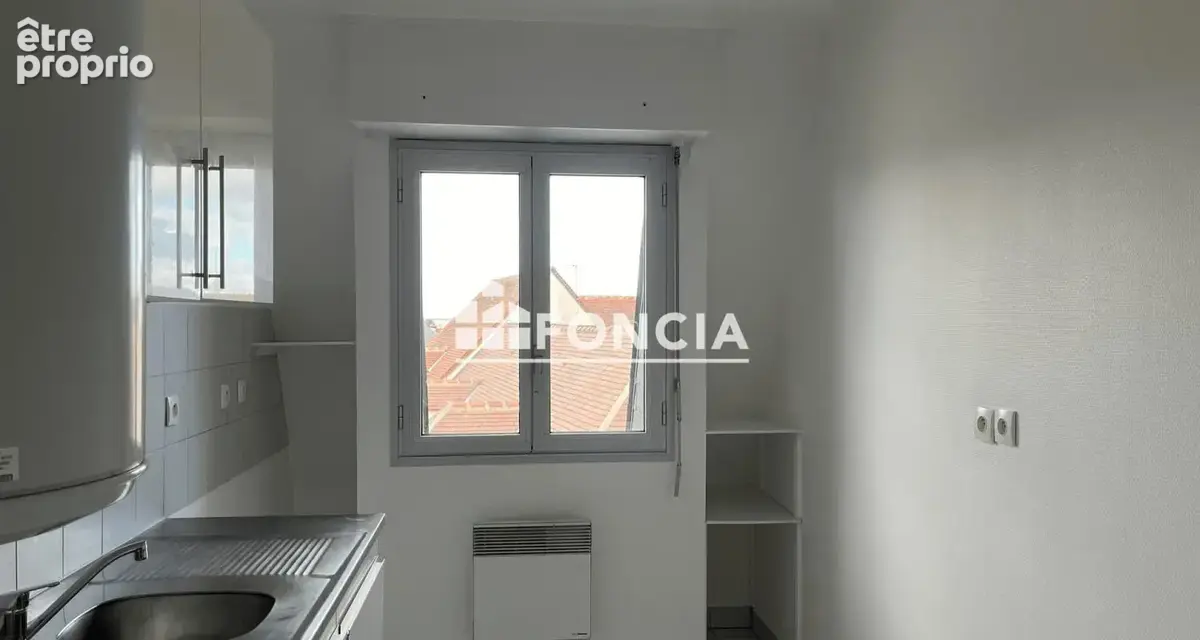 Appartement coeur de ville dernier etage - photo 5