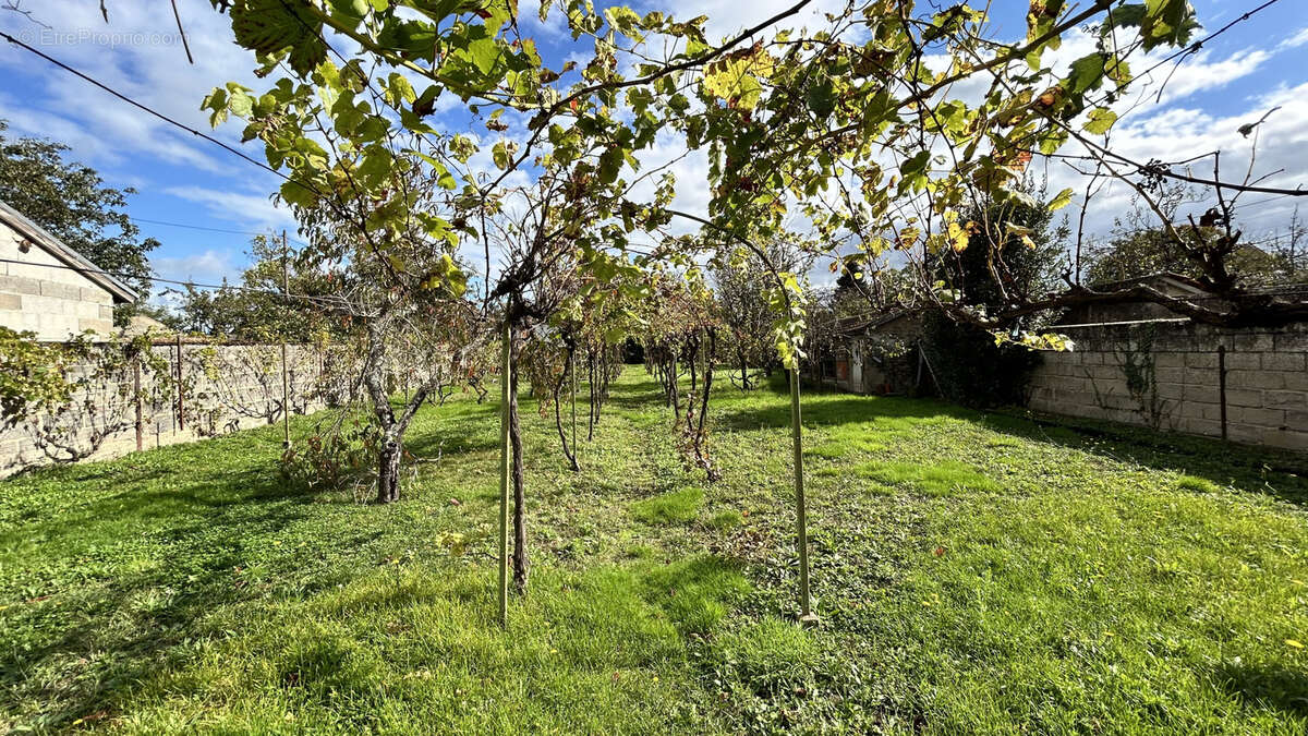 Maison à MONTLUCON