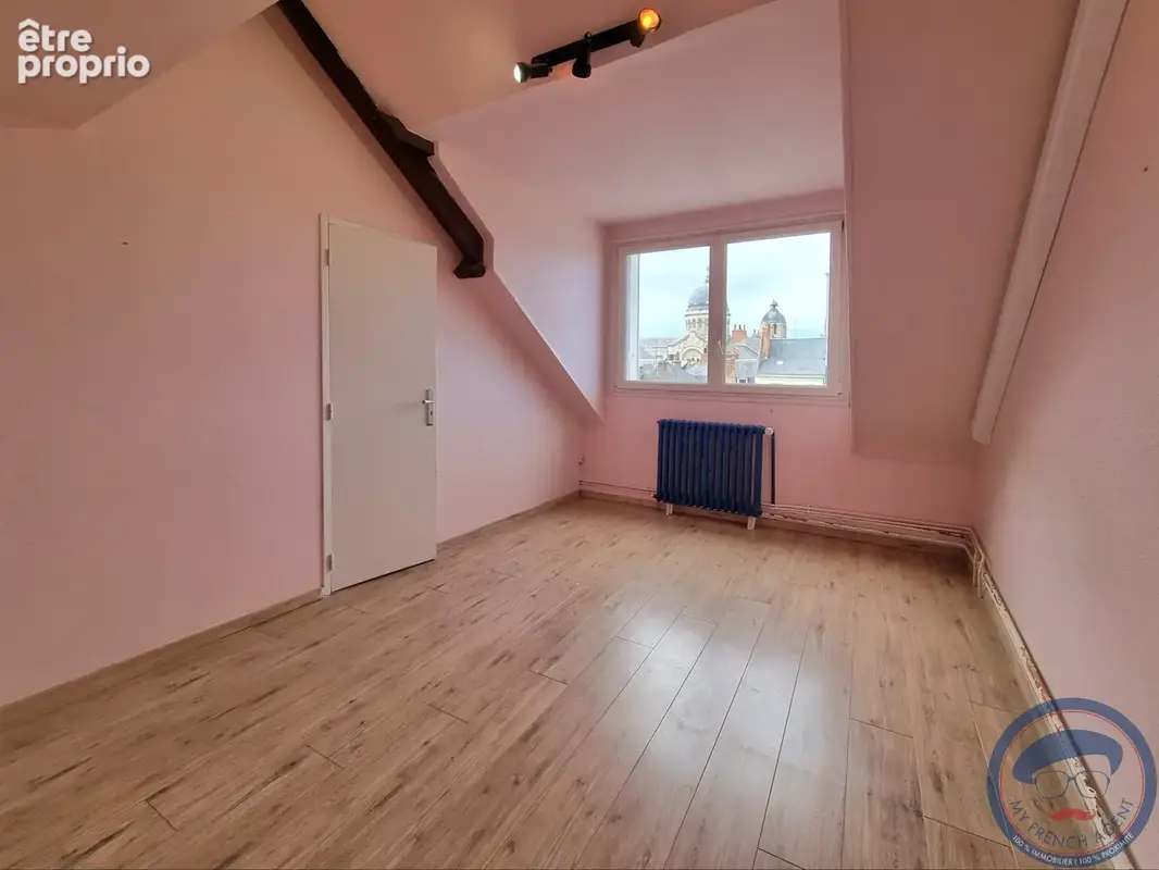 Appartement type 4 Tours hyper centre - photo 7
