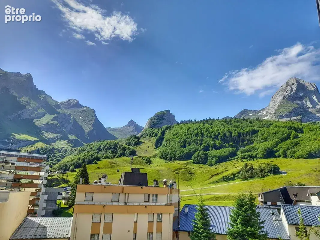 Appartement avec balcon, vue sur les sommets - photo 2