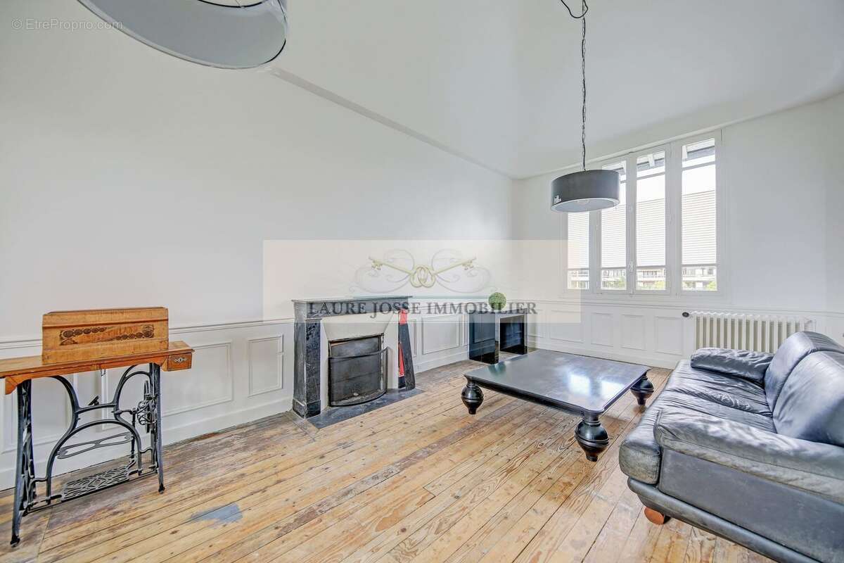 Maison à LE VESINET