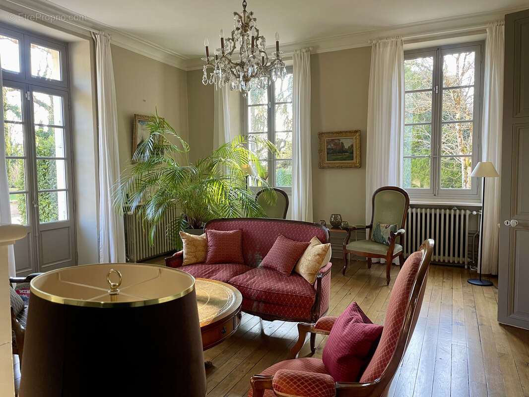 Maison à LA ROCHEFOUCAULD