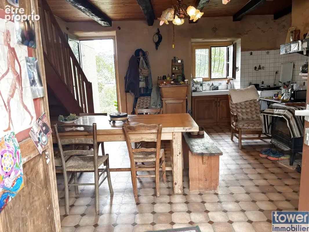 Maison avec dépendance sur 1200 m2 de terrain - photo 8