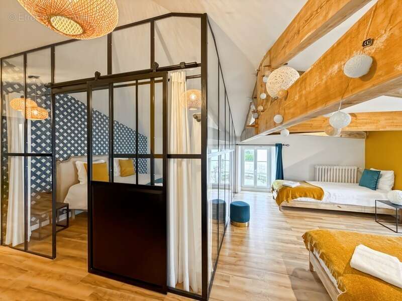 Maison à SAINT-SAUVEUR-D'AUNIS