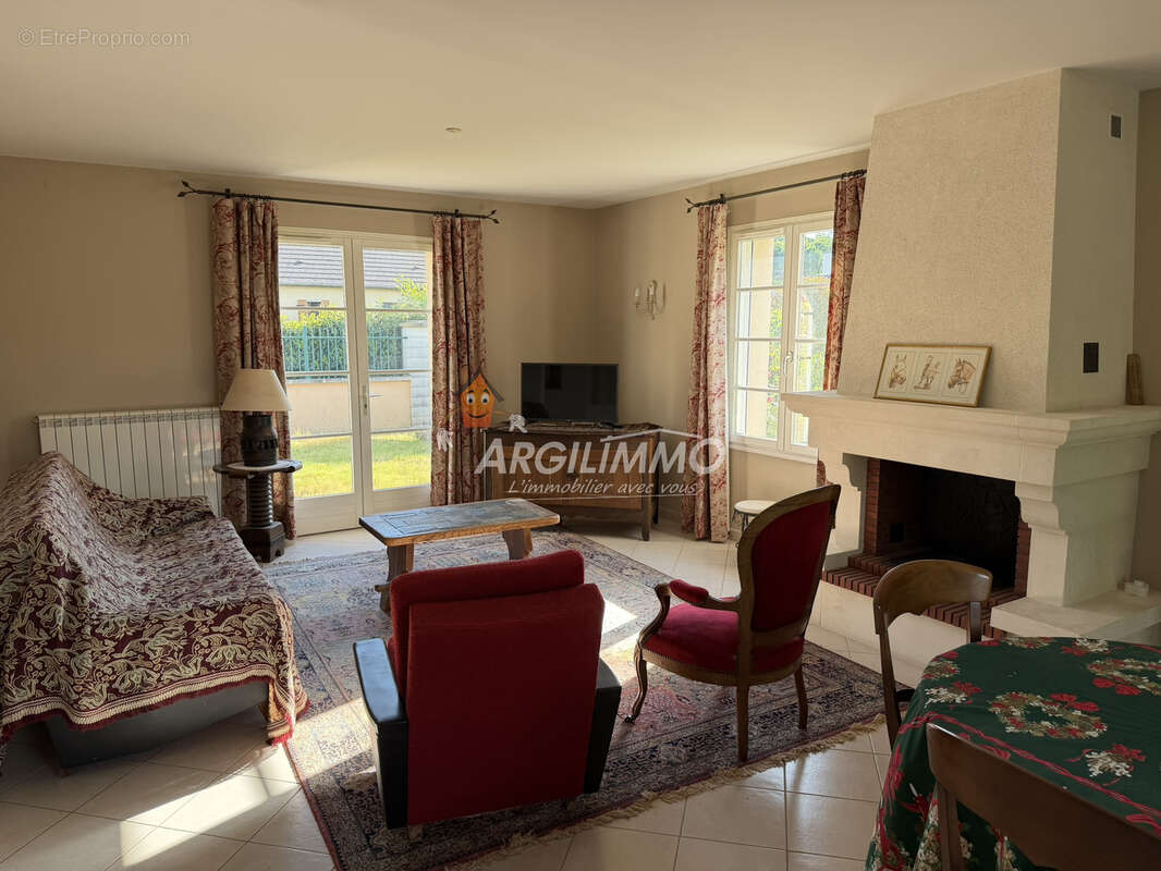 Maison à SAVIGNY-SUR-BRAYE