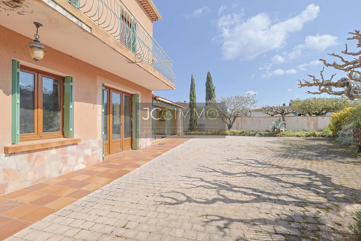 Maison à PIERREFEU-DU-VAR