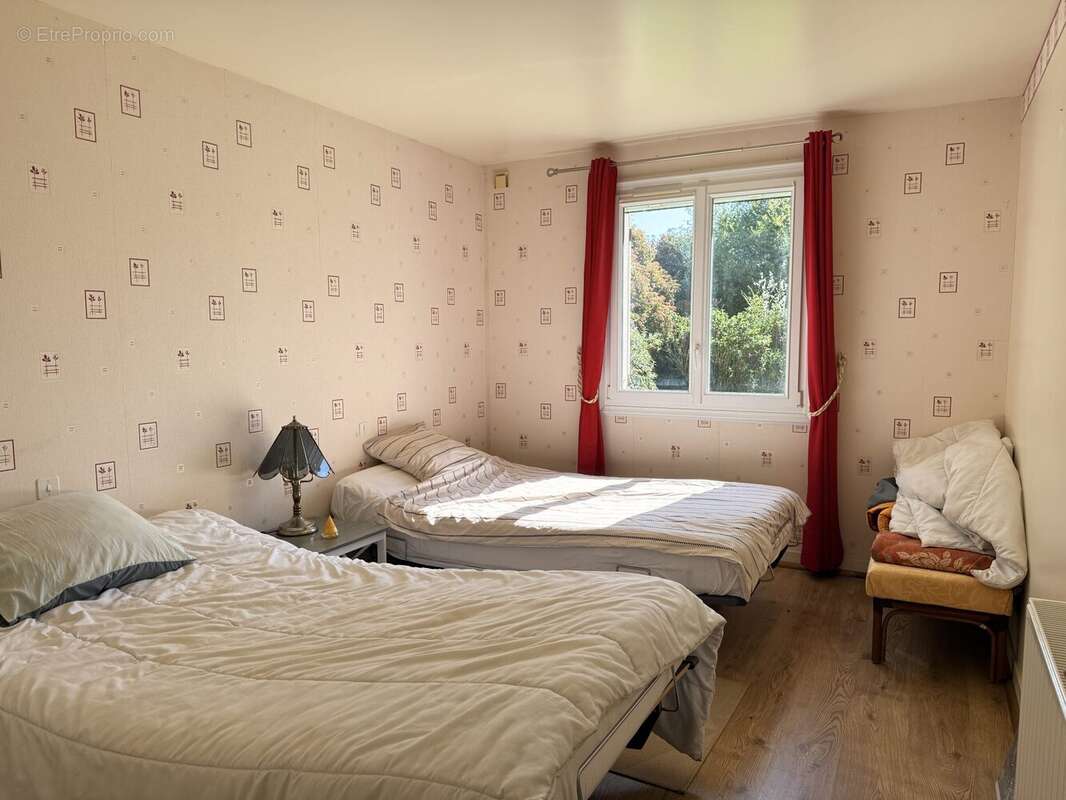 Maison à COZES