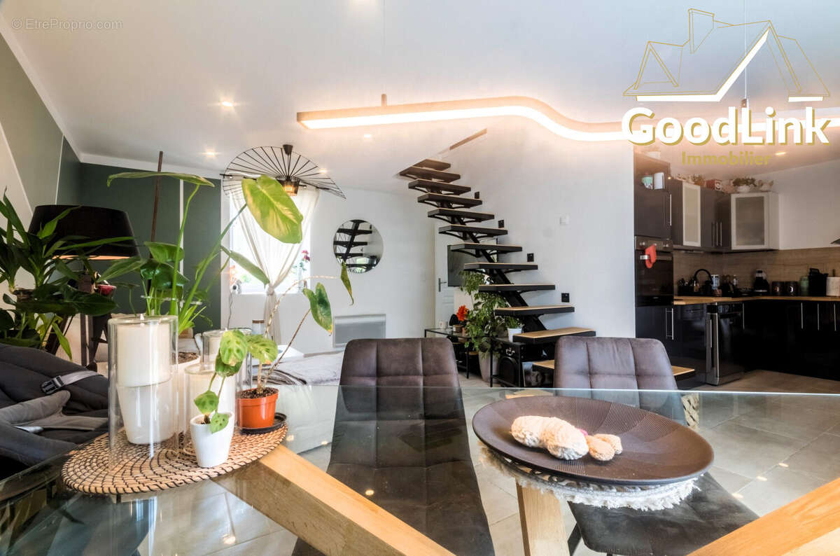 Maison à CHEVRAINVILLIERS