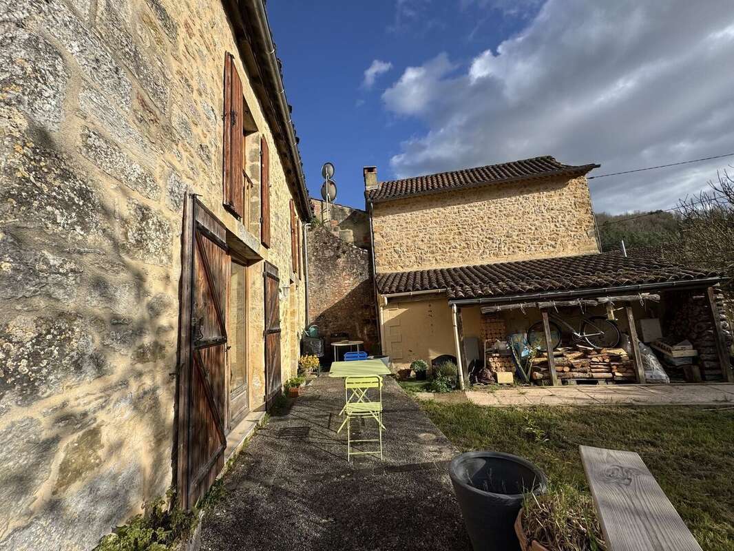 IMG2139 - Maison à BEYNAC-ET-CAZENAC