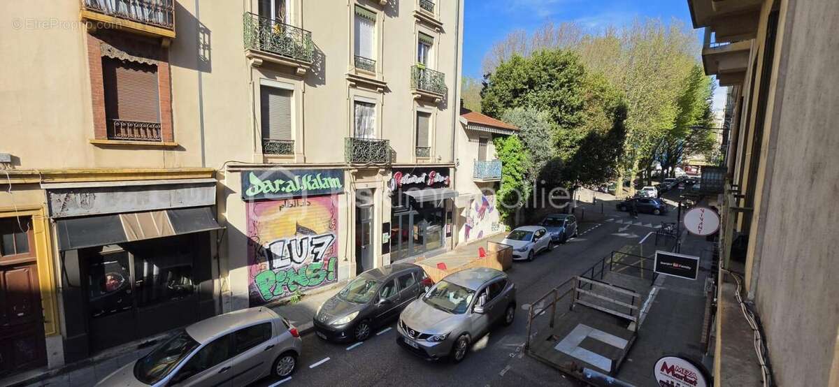 Studio mezzanine et son espace buanderie - photo 4