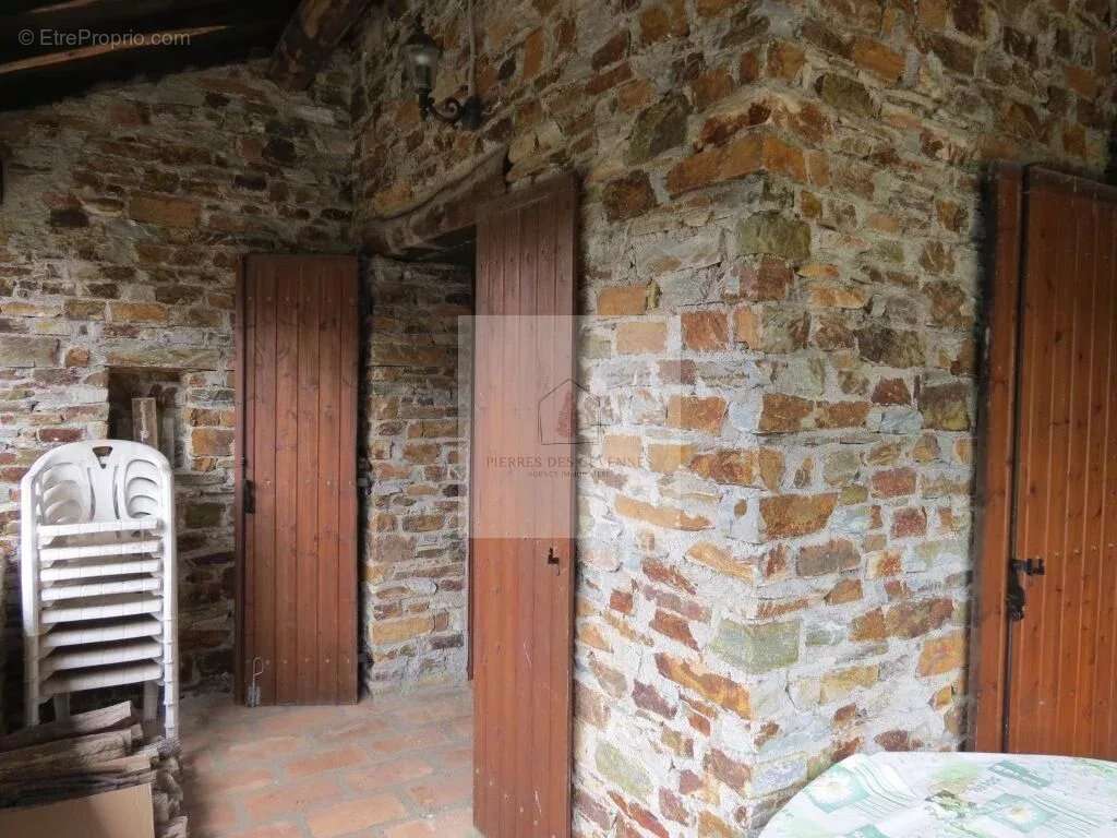 Maison à SAINTE-CROIX-VALLEE-FRANCAISE