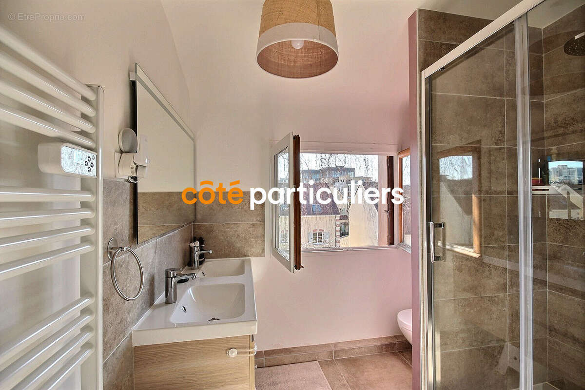 Appartement à CHATILLON