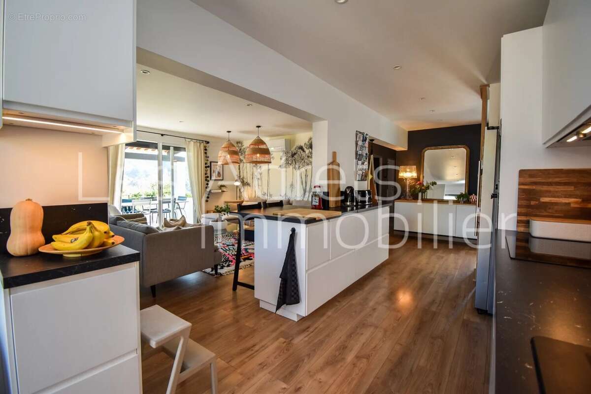 Maison à LES ADRETS-DE-L&#039;ESTEREL