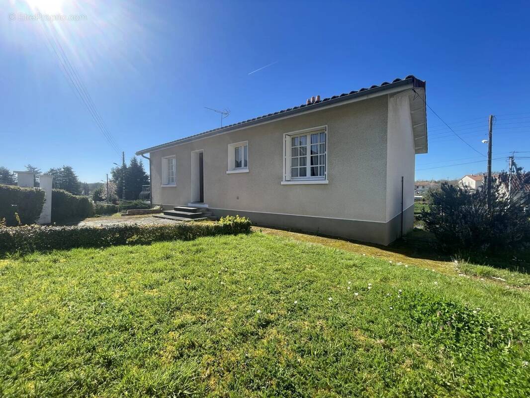 Maison à CHABANAIS