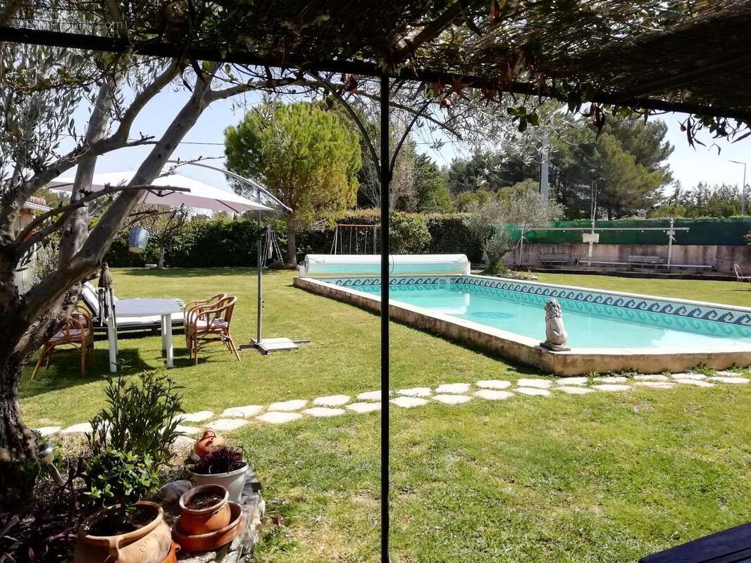 Maison 154 m² à Aix-En-Provence  - photo 3