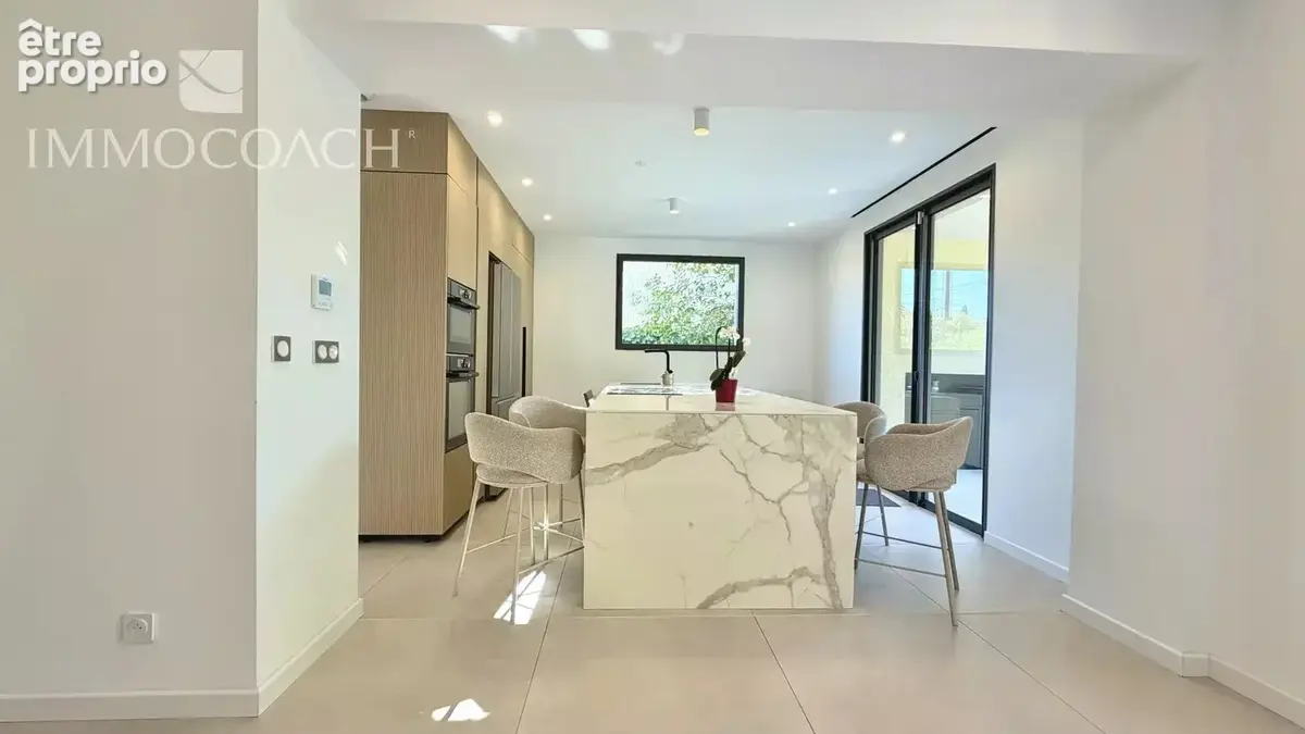 Très belle maison proche des commerces à Hyères - photo 6