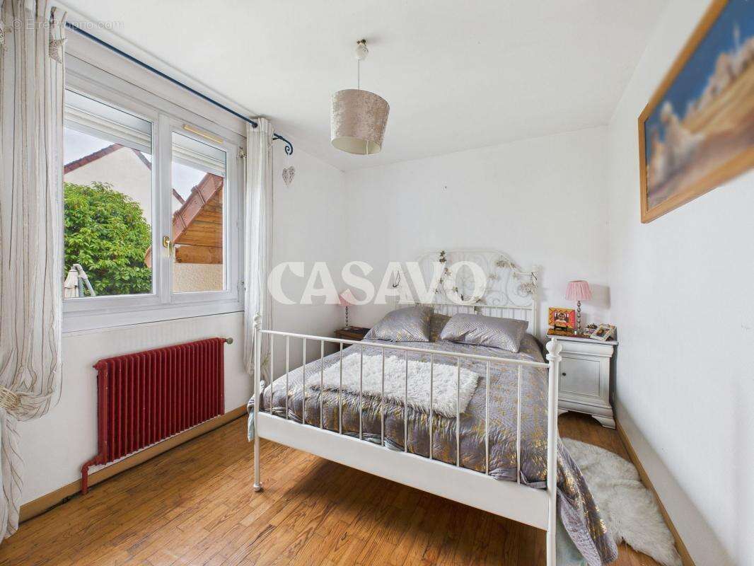 Maison à FONTENAY-LE-FLEURY