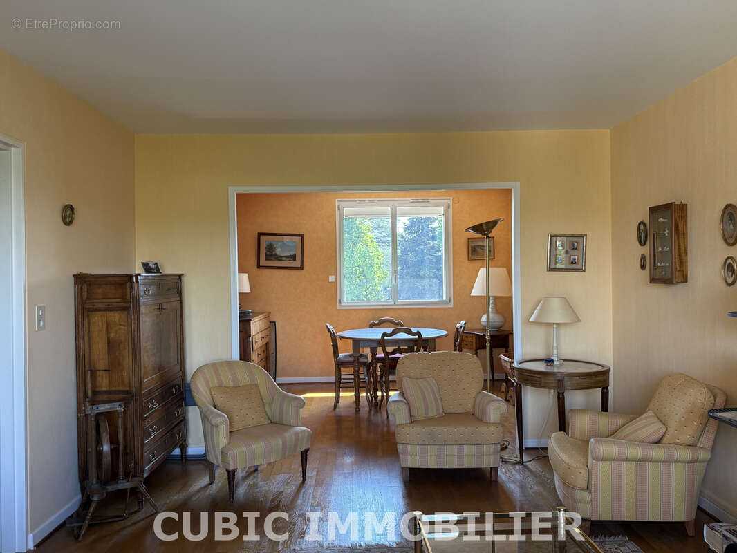 Appartement à VILLEFRANCHE-SUR-SAONE