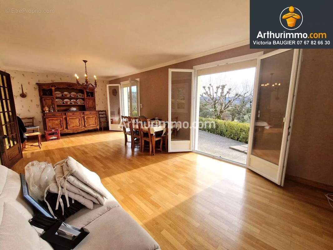 Maison à LONS-LE-SAUNIER