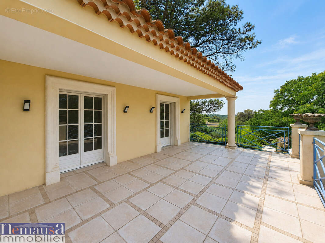 Propriété 200m2 avec Matériaux Nobles secteur bas Planette - photo 34