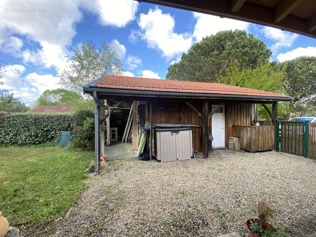 Maison à LACANAU