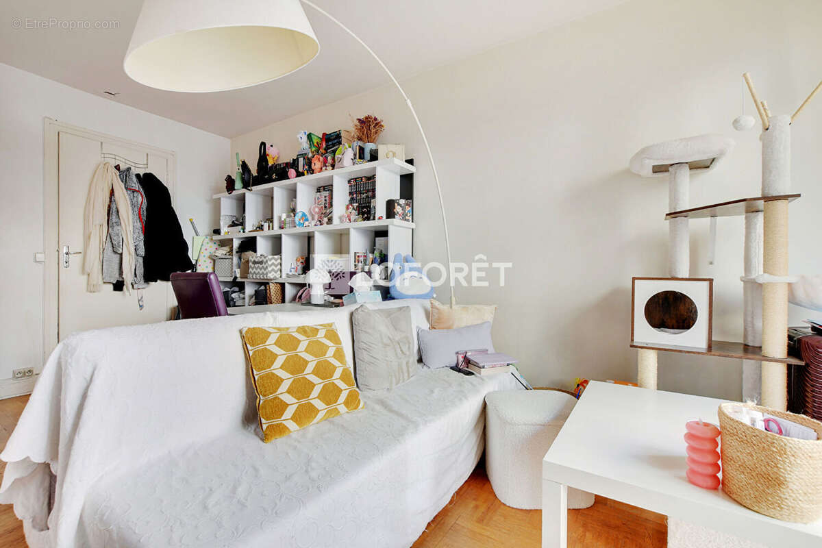 Appartement à PARIS-15E