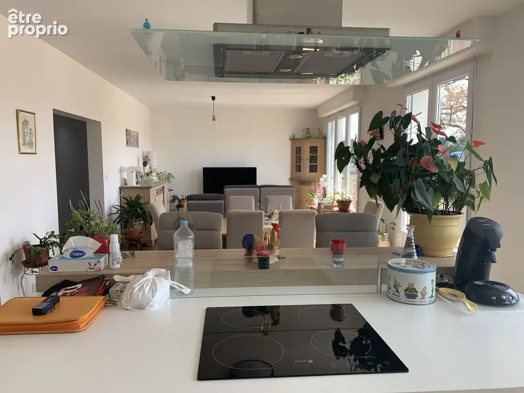 Appartement 226 m² à Ussel  - photo 8