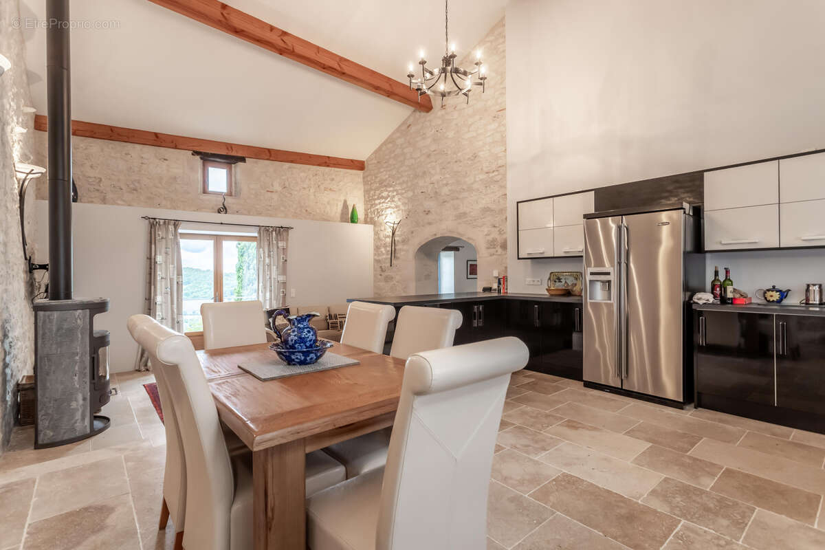 Maison de village avec piscine et jardin - photo 5