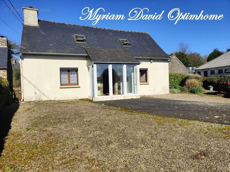 Maison à POULLAOUEN