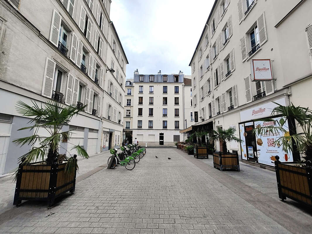 Appartement à PARIS-7E