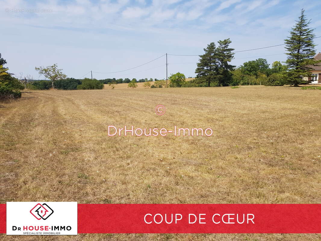 Terrain à VERTEILLAC