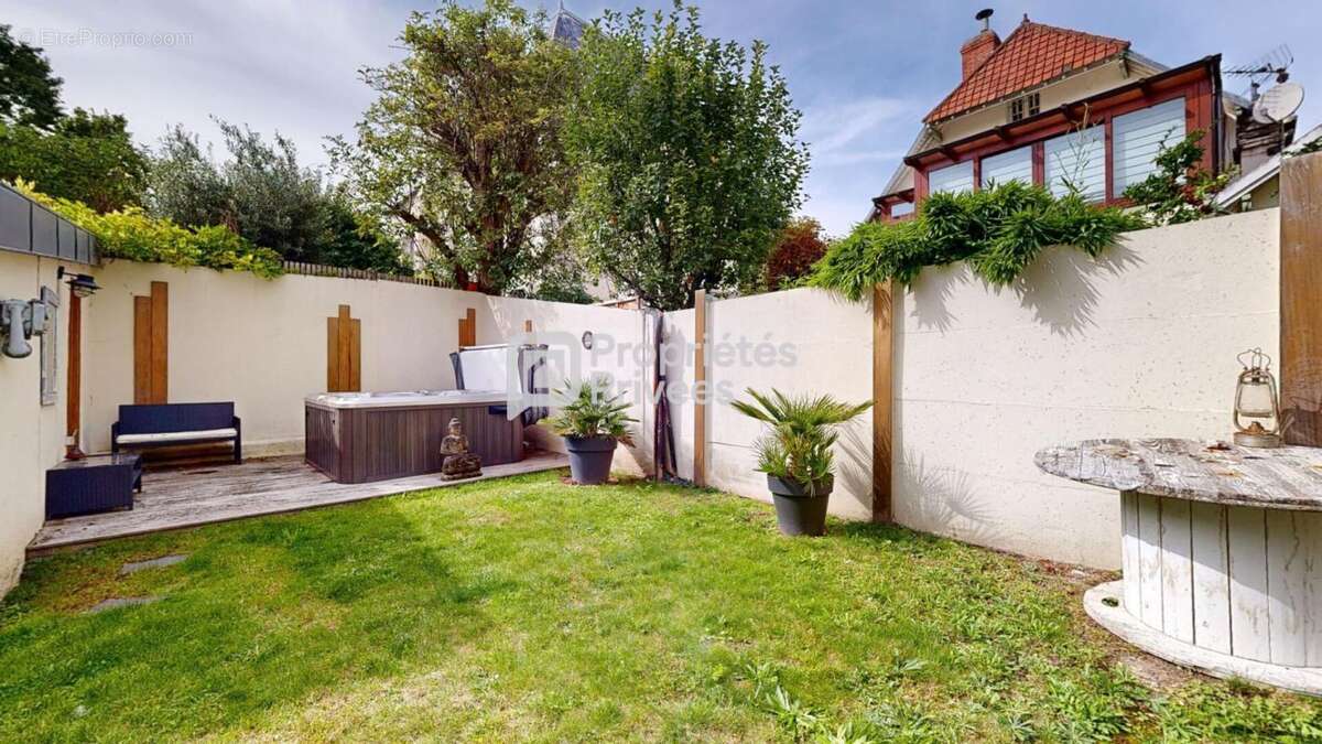 Maison à ENGHIEN-LES-BAINS