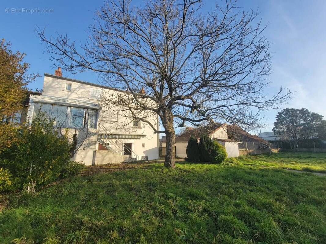 Maison à CHALLUY