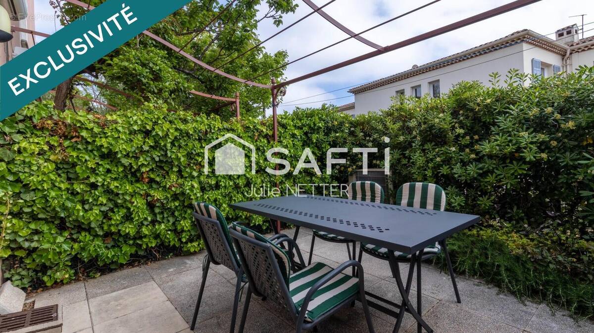 Photo 1 - Appartement à ROQUEBRUNE-SUR-ARGENS