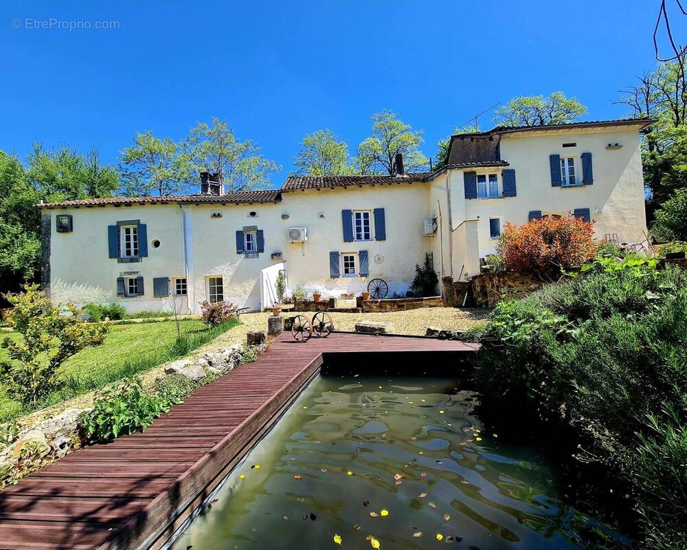 Maison à VERTEILLAC