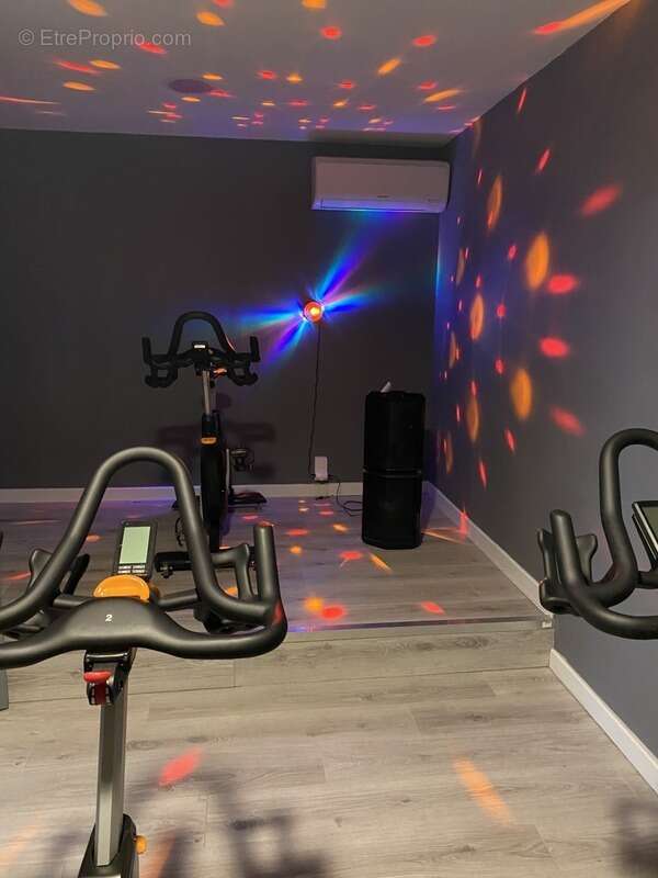 Commerce à CAGNES-SUR-MER