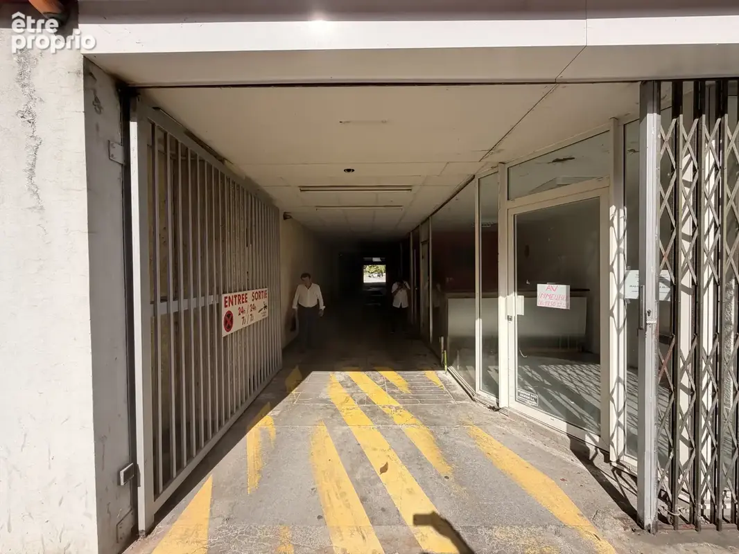 Vente plusieurs lots dans un immeuble - photo 23