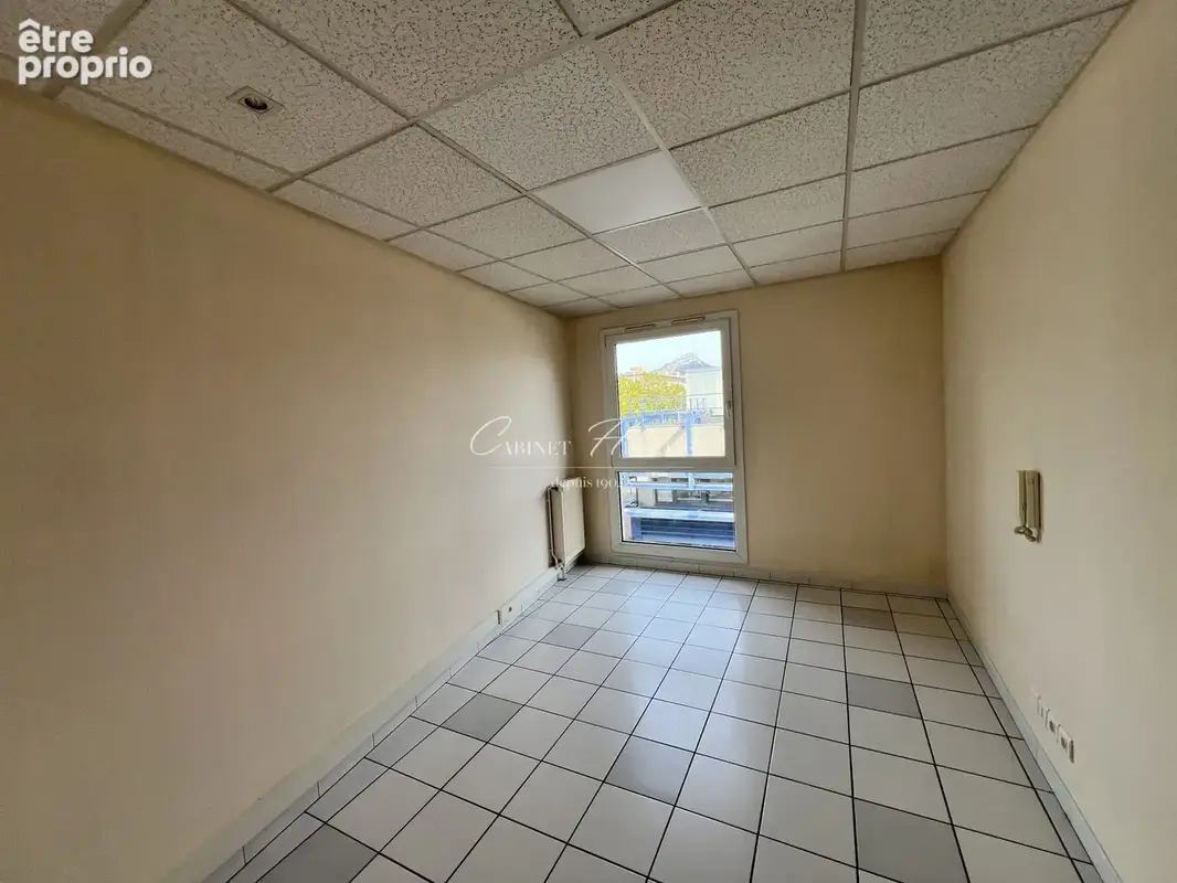 Commerce 59 m² à vendre à Echirolles (38130) - photo 9