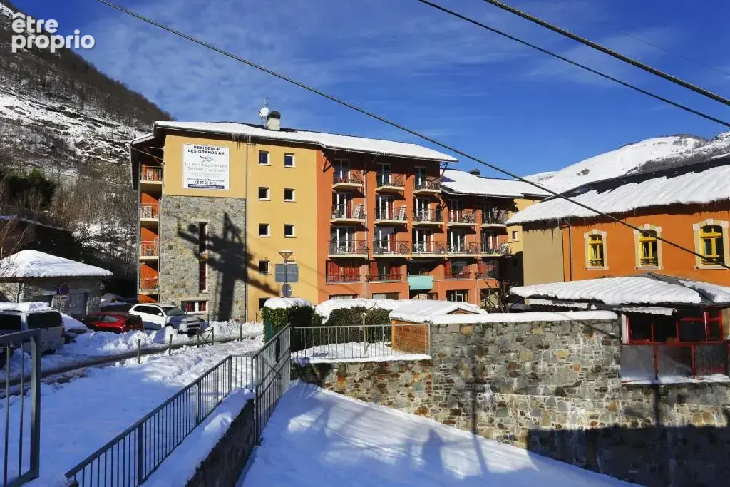 Appartement à AX-LES-THERMES