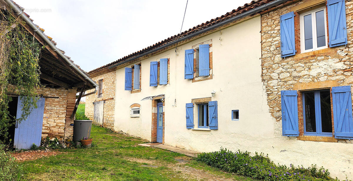 Maison à LISLE-SUR-TARN