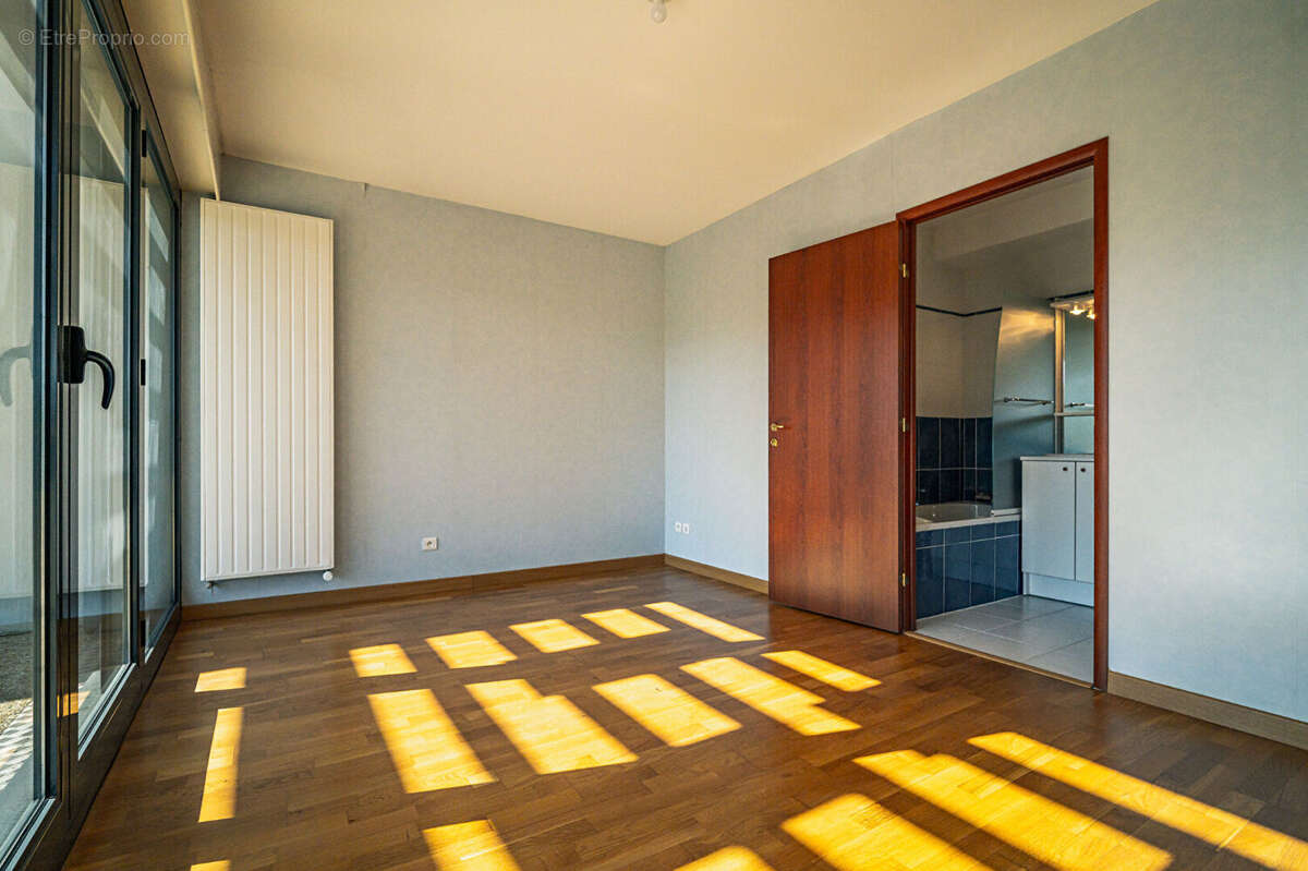 Appartement à LE BOURGET-DU-LAC