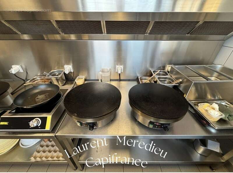 Commerce à CAVIGNAC